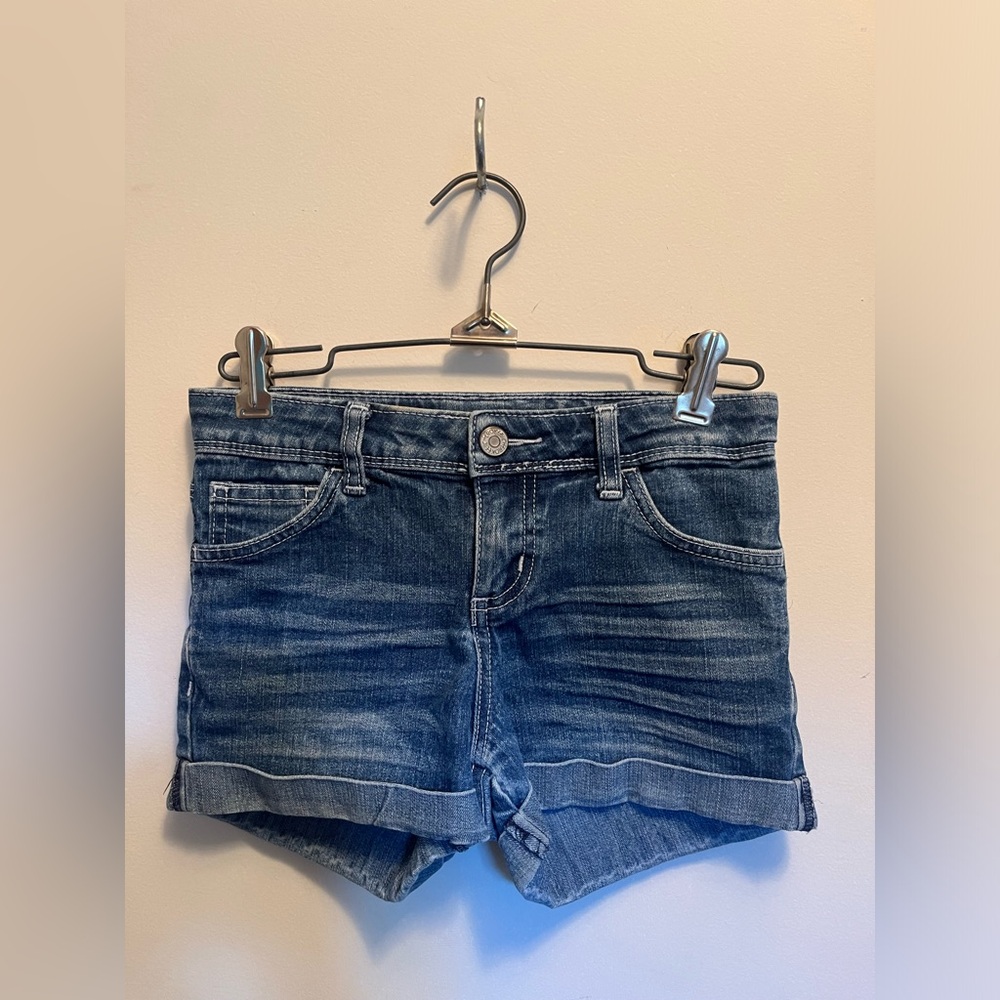 Cherokee, girls youth blue jean shorts with snap button.